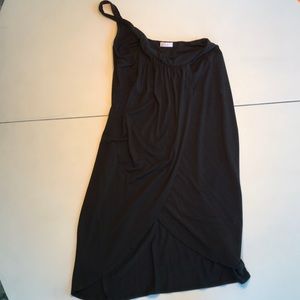 Tart one shoulder top